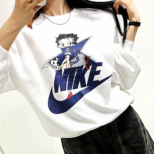 나이키 NIKE 베이 맨투맨