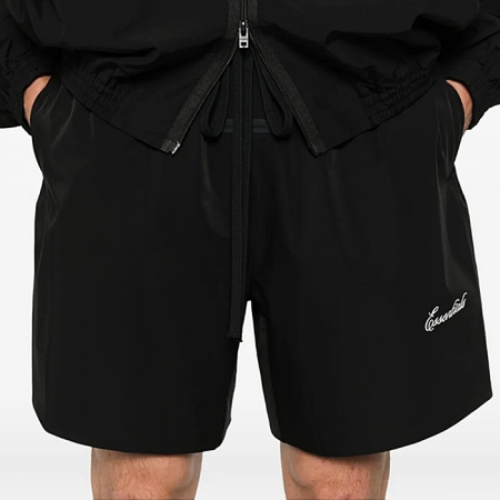 FEAR OF GOD ESSENTIALS 자수로고 사커핏 나일론 반바지
