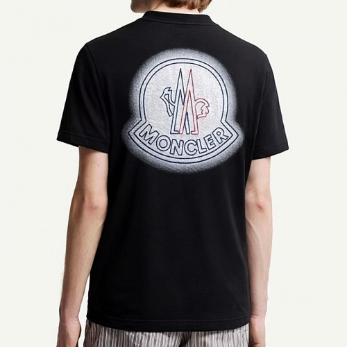 MONCLER 클래식 모티프 백 로고 프린트 숏 슬리브