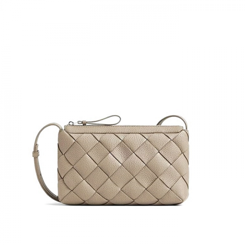 BOTTEGA VENETA 디아고 지퍼 메신저 백 - 라임스톤