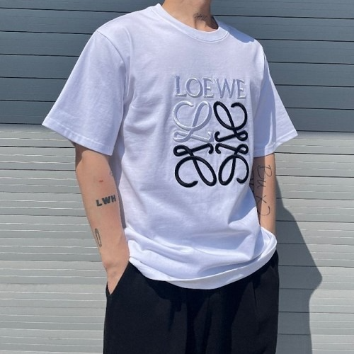 LOE*E 애너그램 자수 티셔츠