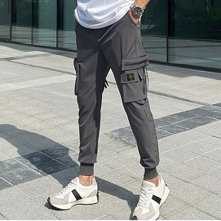 스톤아일*드 STONE ISLAND 아이스 언발 조거팬츠 82