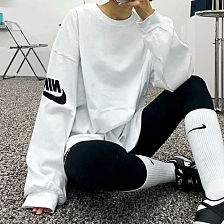 NIKE 피오긴팔T