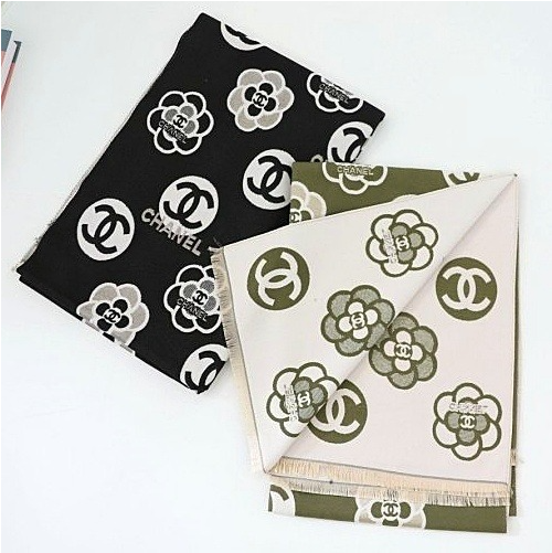 CHANEL 까멜리아 머플러