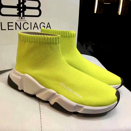 발렌시*가 BALENCIAGA 스피드러너 - 네온