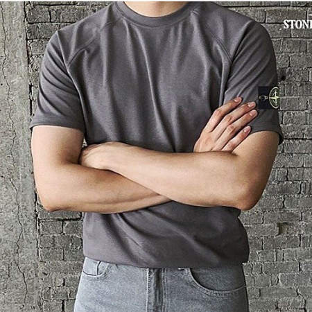 스톤아일*드 STONE ISLAND 래글런 암 와펜 반팔 티셔츠